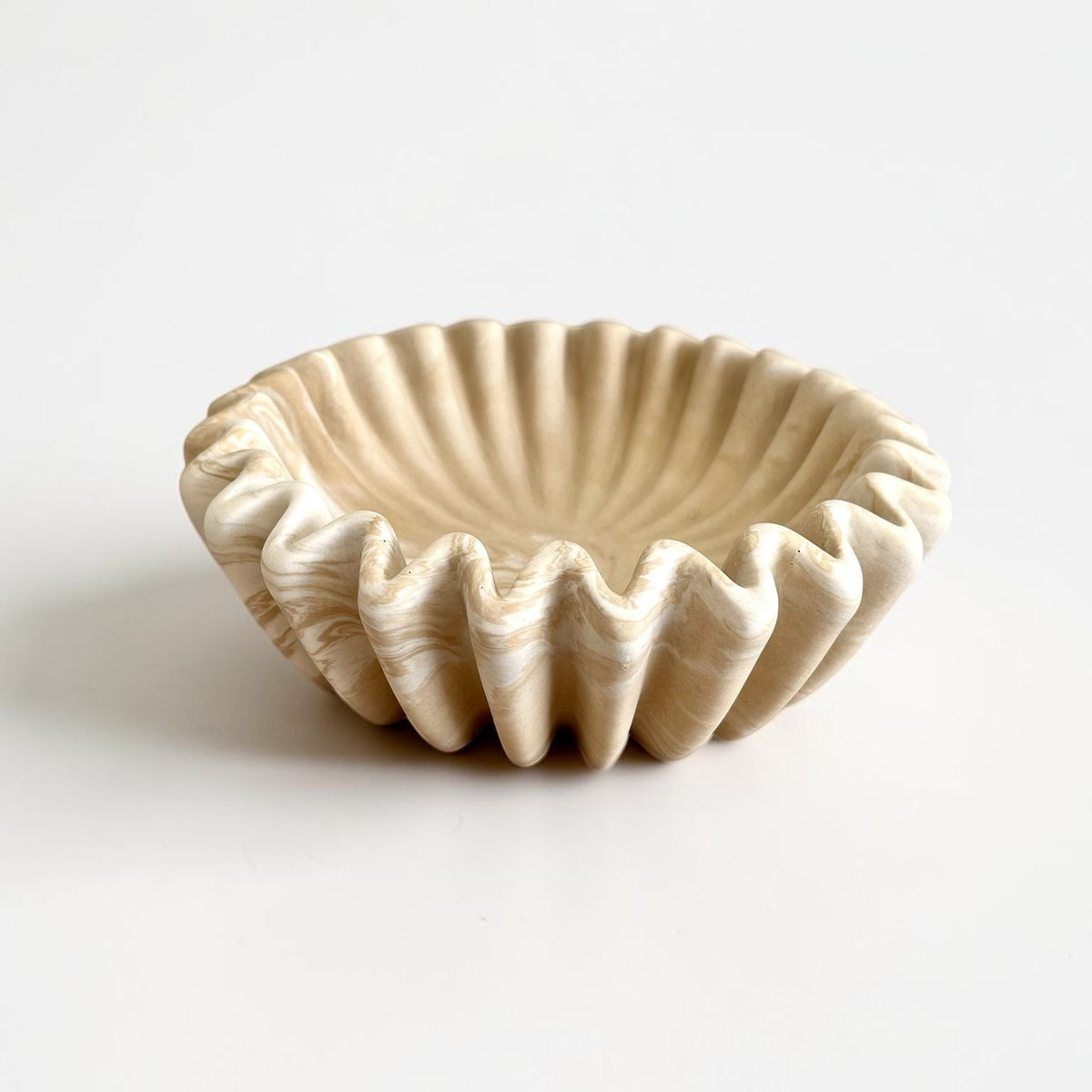 Räfflad skål - stor beige marble